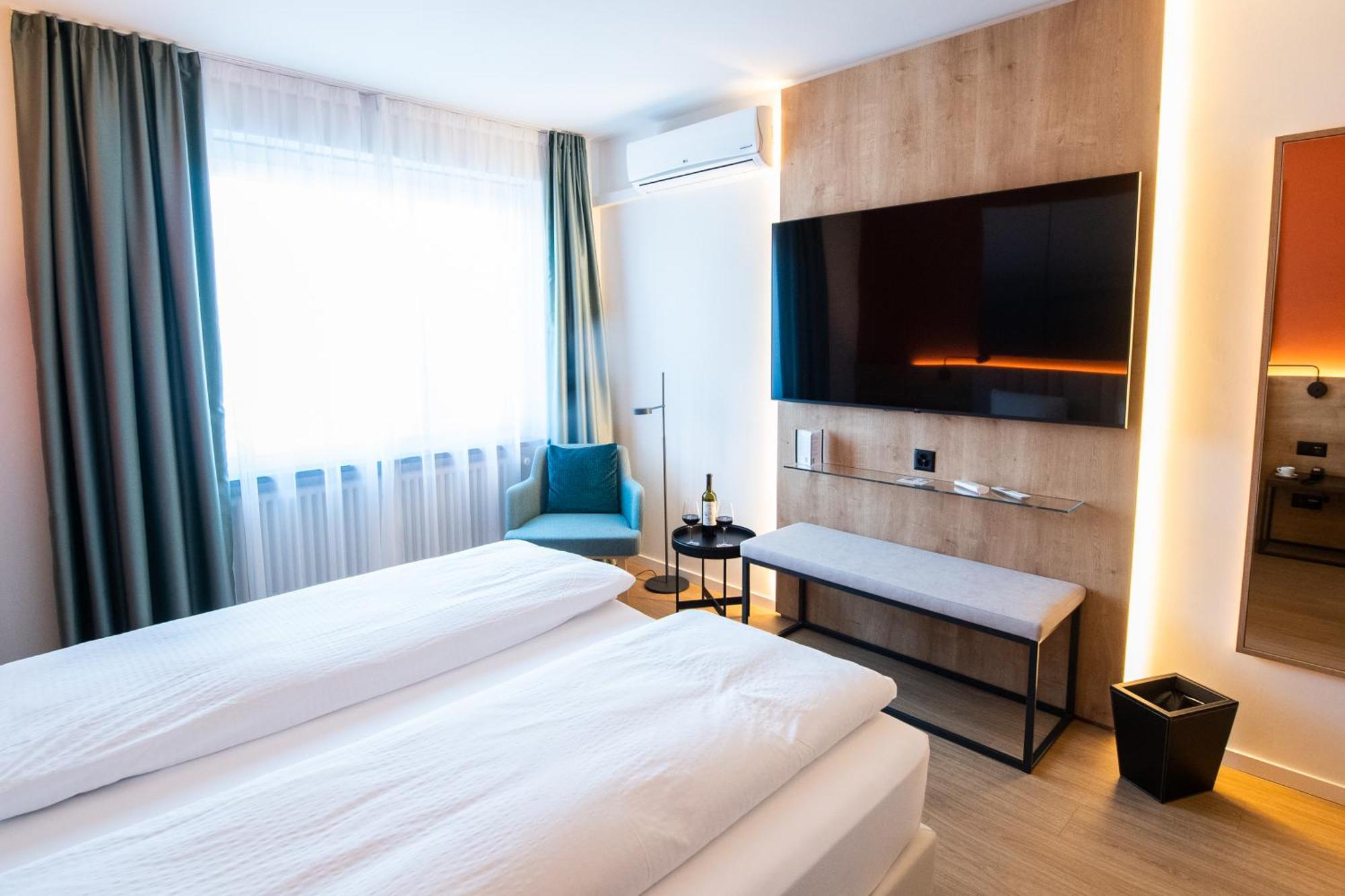 Ascona Lodge, Pool & Garden Retreat Стая снимка